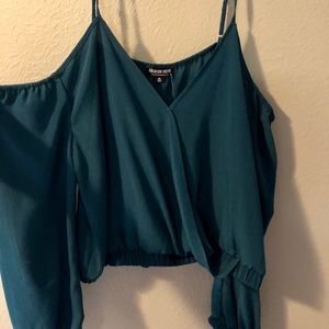 Cold shoulder crop top